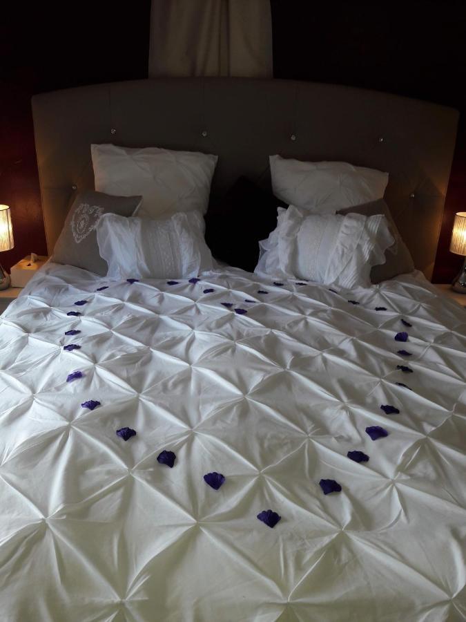 La Romance Normande Gite Balneo, Massages, 2 Pers. Les Authieux-sur-Calonne Exteriér fotografie